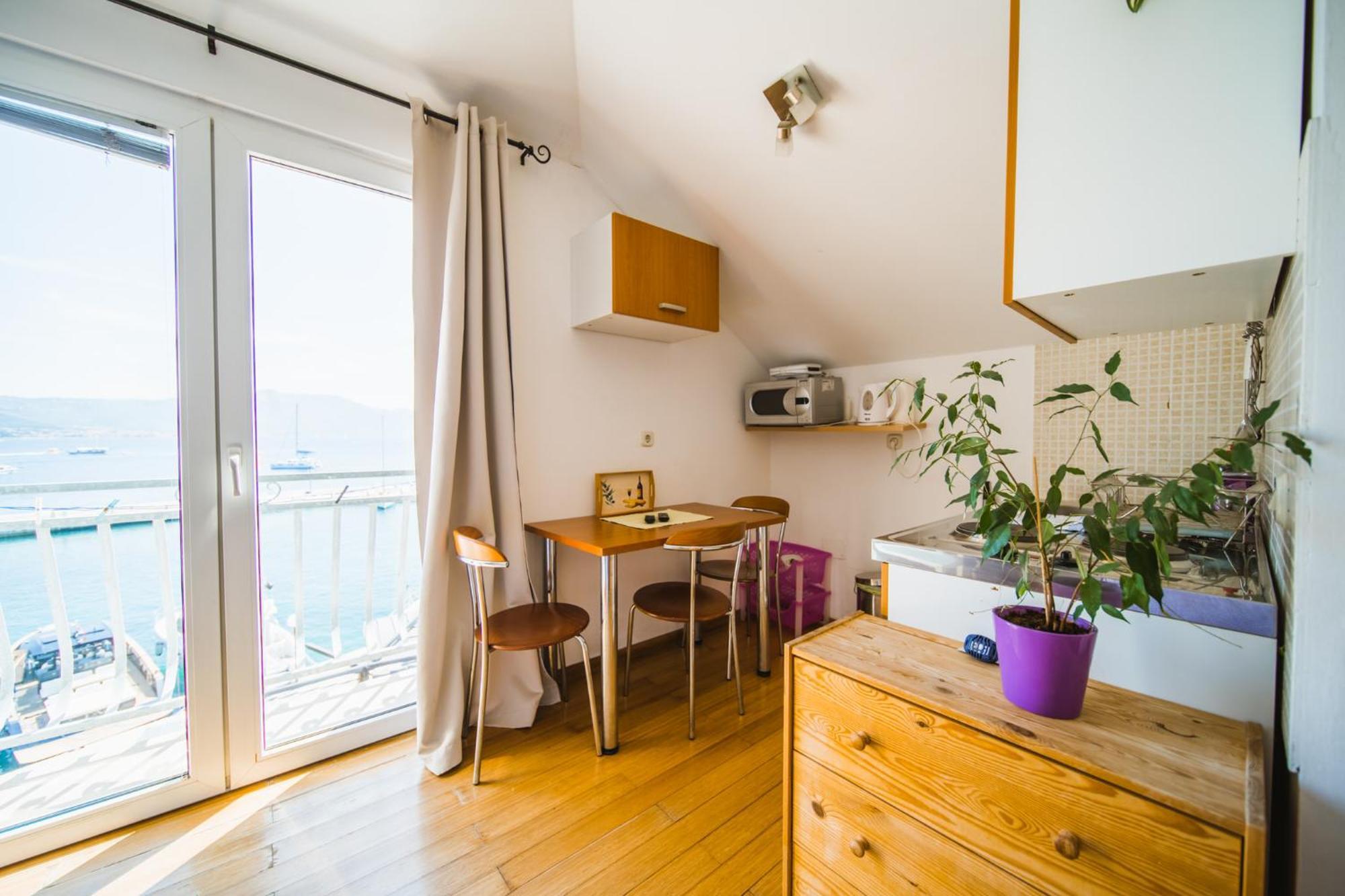 Apartments And Rooms Denoble Korcula Town Luaran gambar