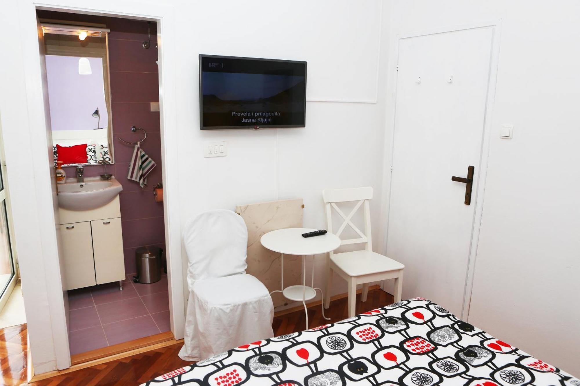 Apartments And Rooms Denoble Korcula Town Bilik gambar