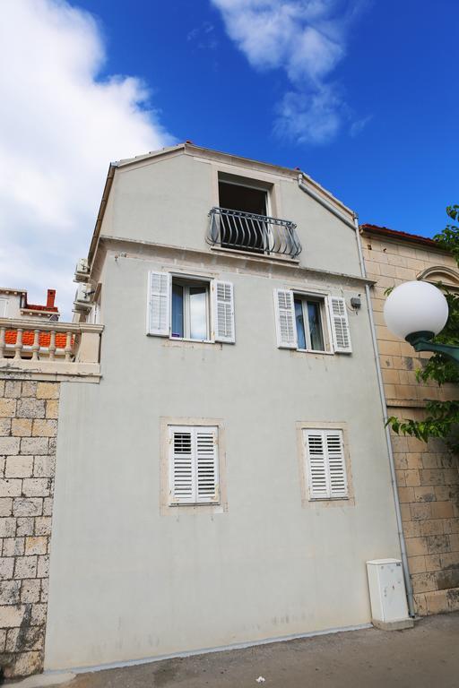Apartments And Rooms Denoble Korcula Town Luaran gambar